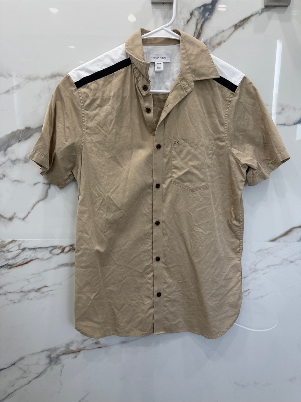 Calvin Klein Men’s Khaki Short-Sleeve Button-Up Shirt